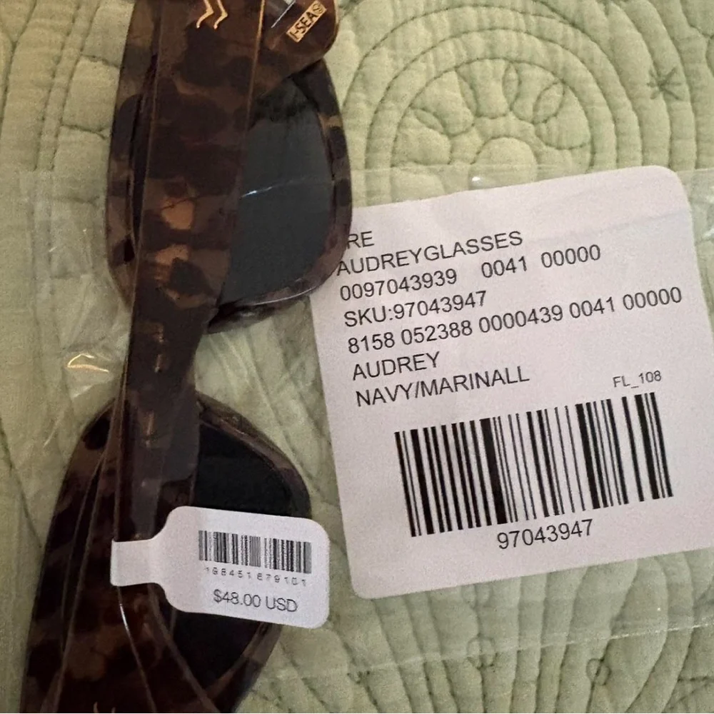 Free People Tortoise Print Print Cat Eye Sunglasses